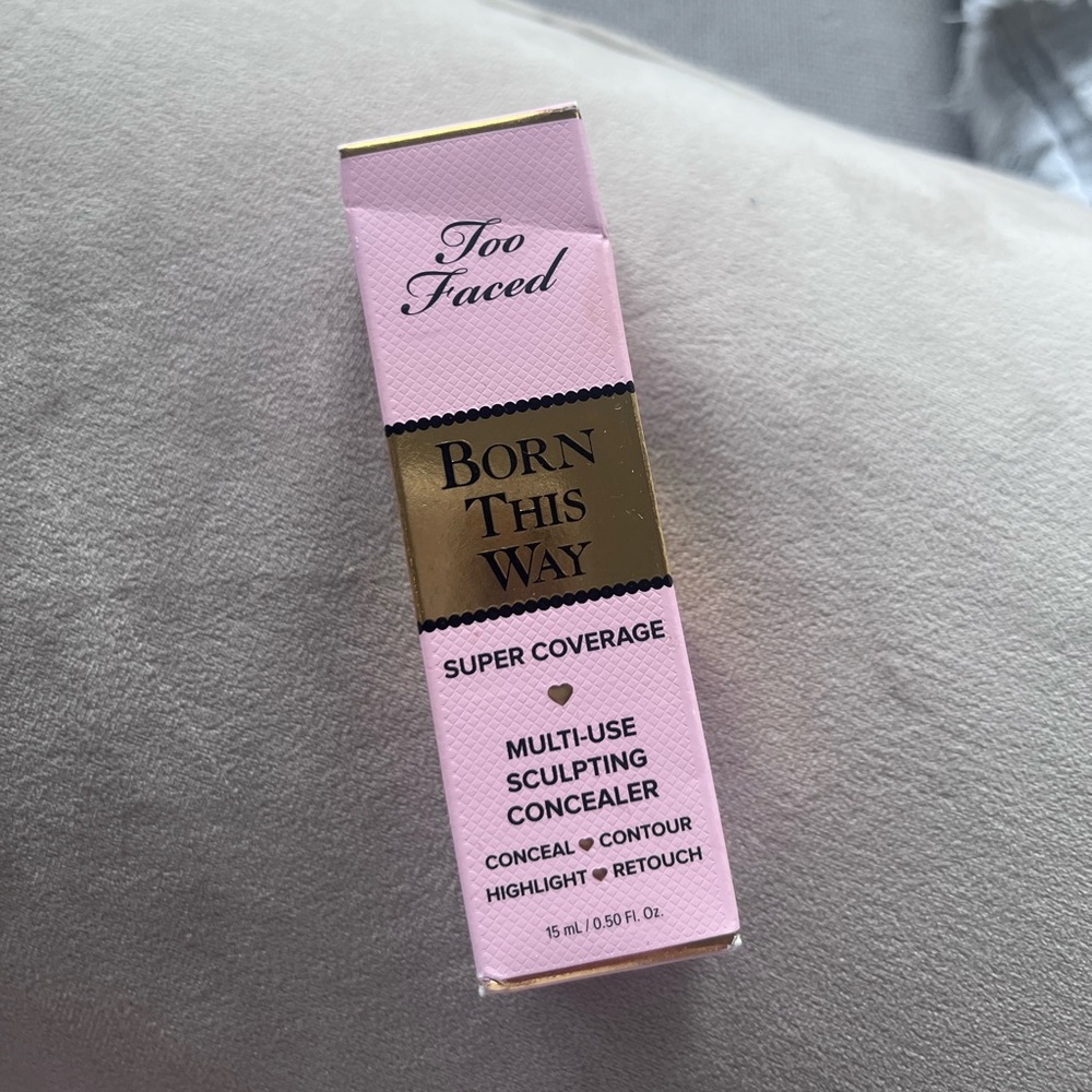 Too faced born this way in golden